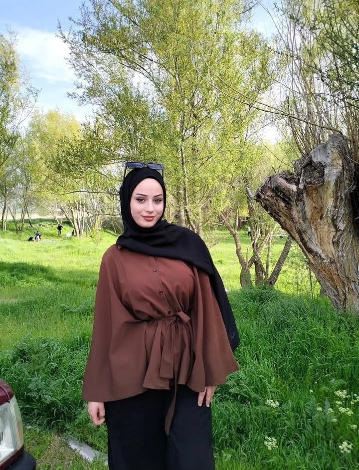Dereköy Kesinlikle Özel Kadın Escort Hande