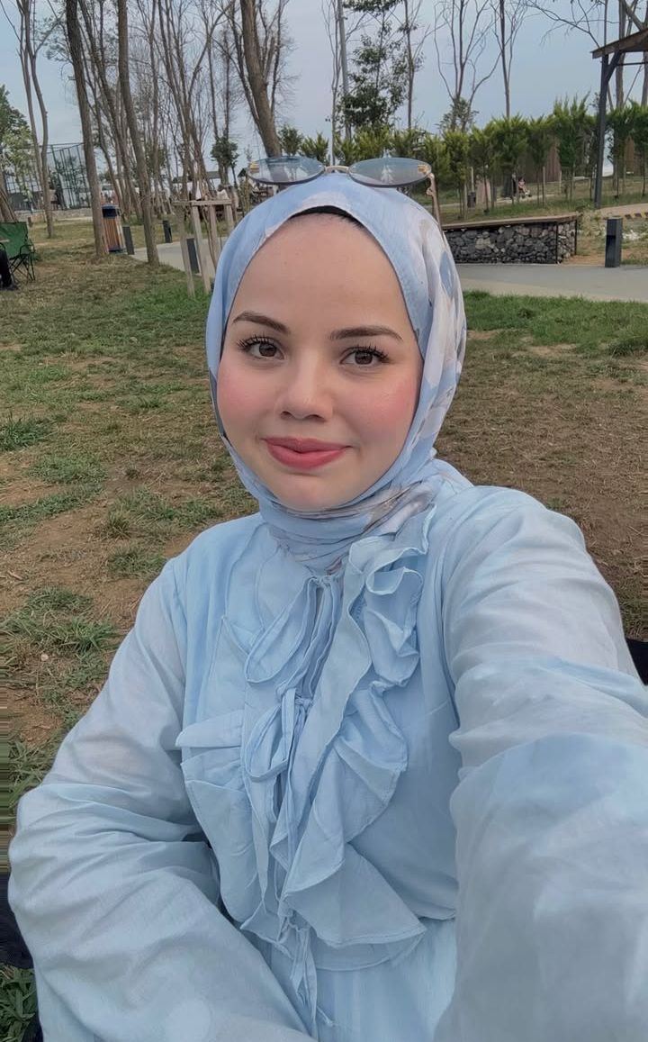 Mamak Büyülü Ruh Escort Cemre